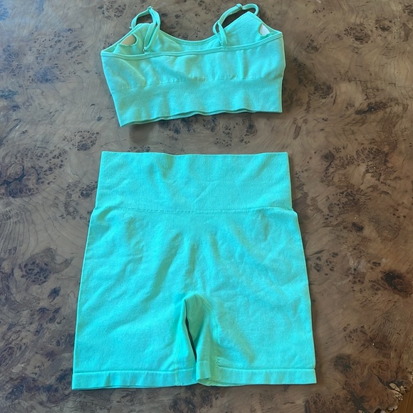 Two piece workout set, sports bra spandex set, workout set, two piece set - Picture 6 of 6